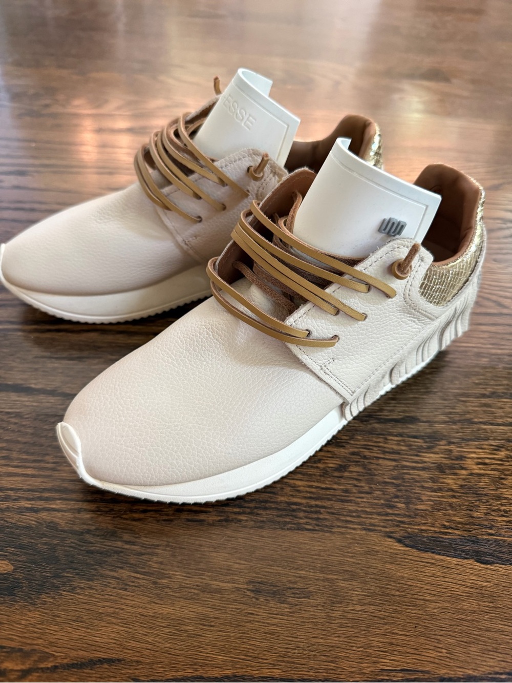 Esseutesse fringe shoes
